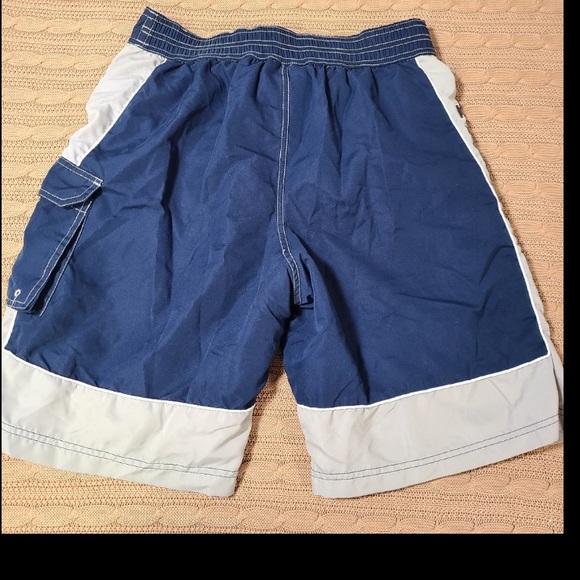 NY Yankees HOST PICK Athletic shorts - Picture 4 of 6